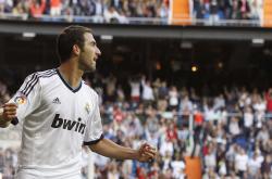 开云平台-时空褶皱里的唯一性，当塞内加尔邂逅佛罗伦萨，莫德里奇的数据爆炸如何定义足球的纯粹可能