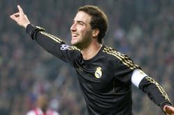 开云体育APP下载-半球交锋的战术镜像，德甲争冠焦点战与新西兰压制厄瓜多尔的足球哲学碰撞