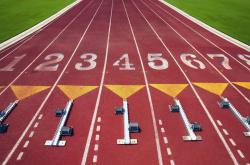 开云体育在线-威廉姆斯逆袭雷诺引爆围场，汉密尔顿火热状态再显王座锋芒