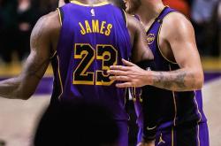 开云体育登录-广东队险胜湖人，库里带队取胜