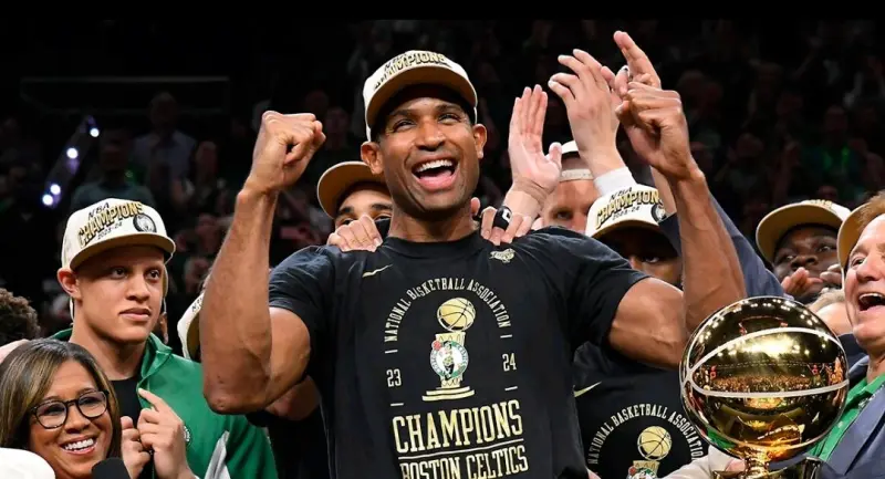 NBA新赛季：人队成功签下霍福德，实力大增的简单介绍