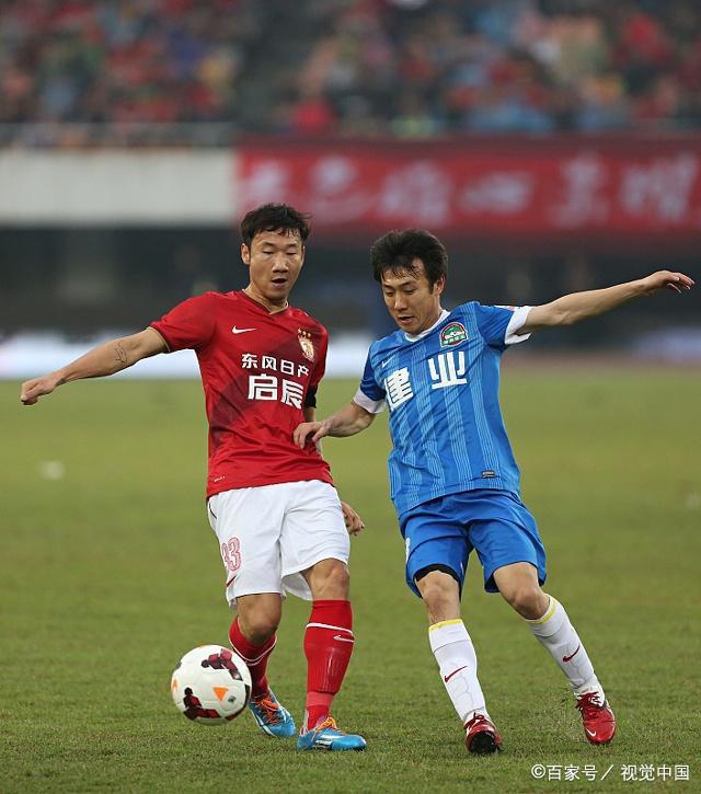 河南建业力克重庆斯威，取得连胜