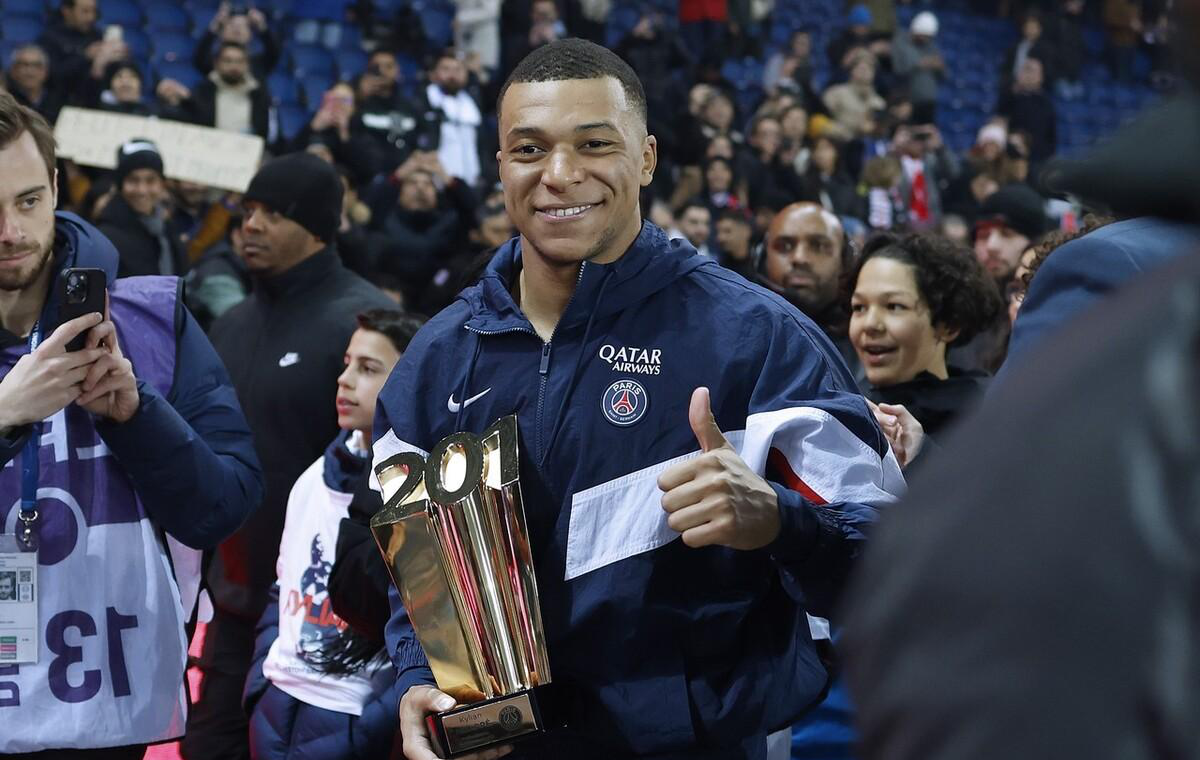 明尼南战术紧凑,为法甲豪取三分保驾护航 明尼南战术紧凑,为法甲豪取三分保驾护航