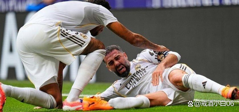 惊!皇马后卫遭遇失误,球员面临批评 惊!皇马后卫遭遇失误,球员面临批评