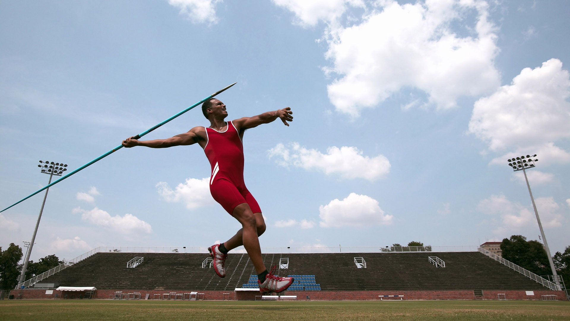纳达尔肩扛红土与国旗，一场逆转如何重塑网球宇宙