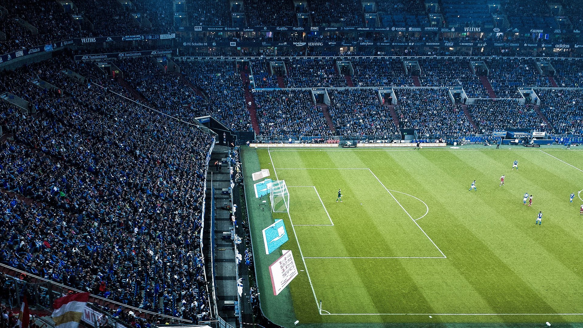 红土之心碾压纽约之夜，鲁德点燃法网的永恒火炬