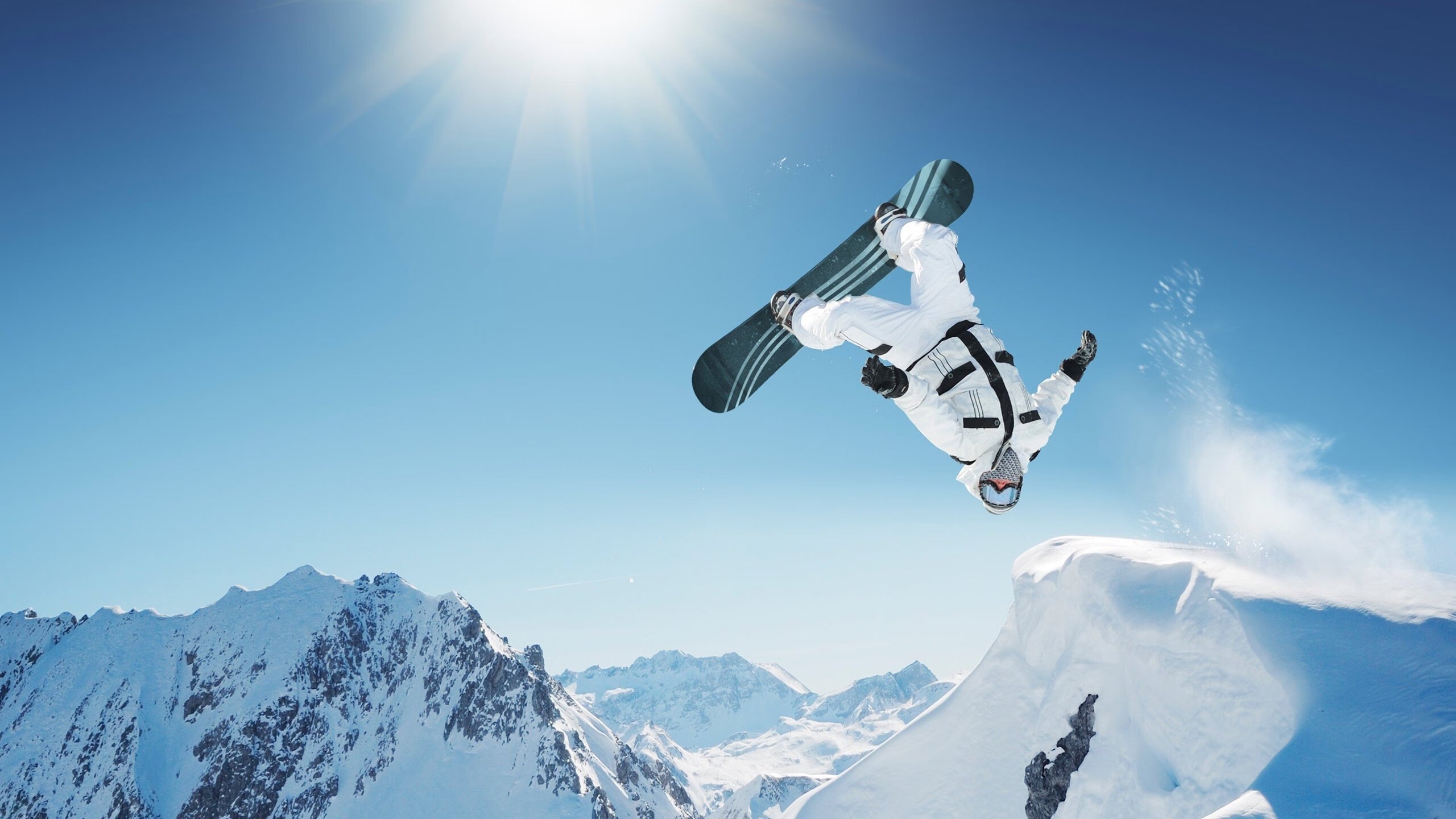 逆火燎原,当红色闪电撕碎银箭王朝—哈斯车队的绝地反击与维斯塔潘的烈焰时刻